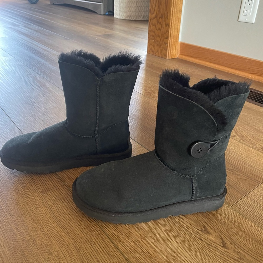 UGG Bailey Button Boots - Black, Size 10 - Picture 2 of 8